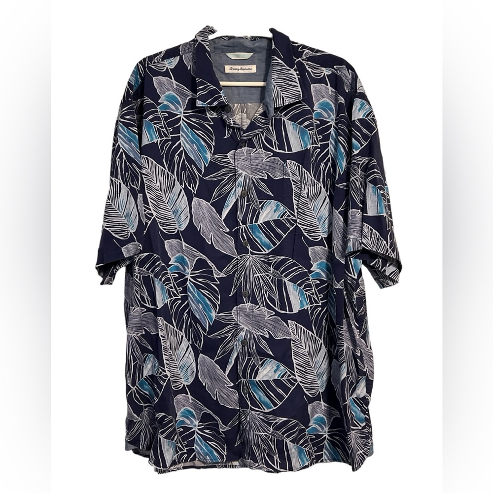 Tommy Bahama‎ Men’s short sleeve Blue tropical shirt. Excellent condition.XXXL